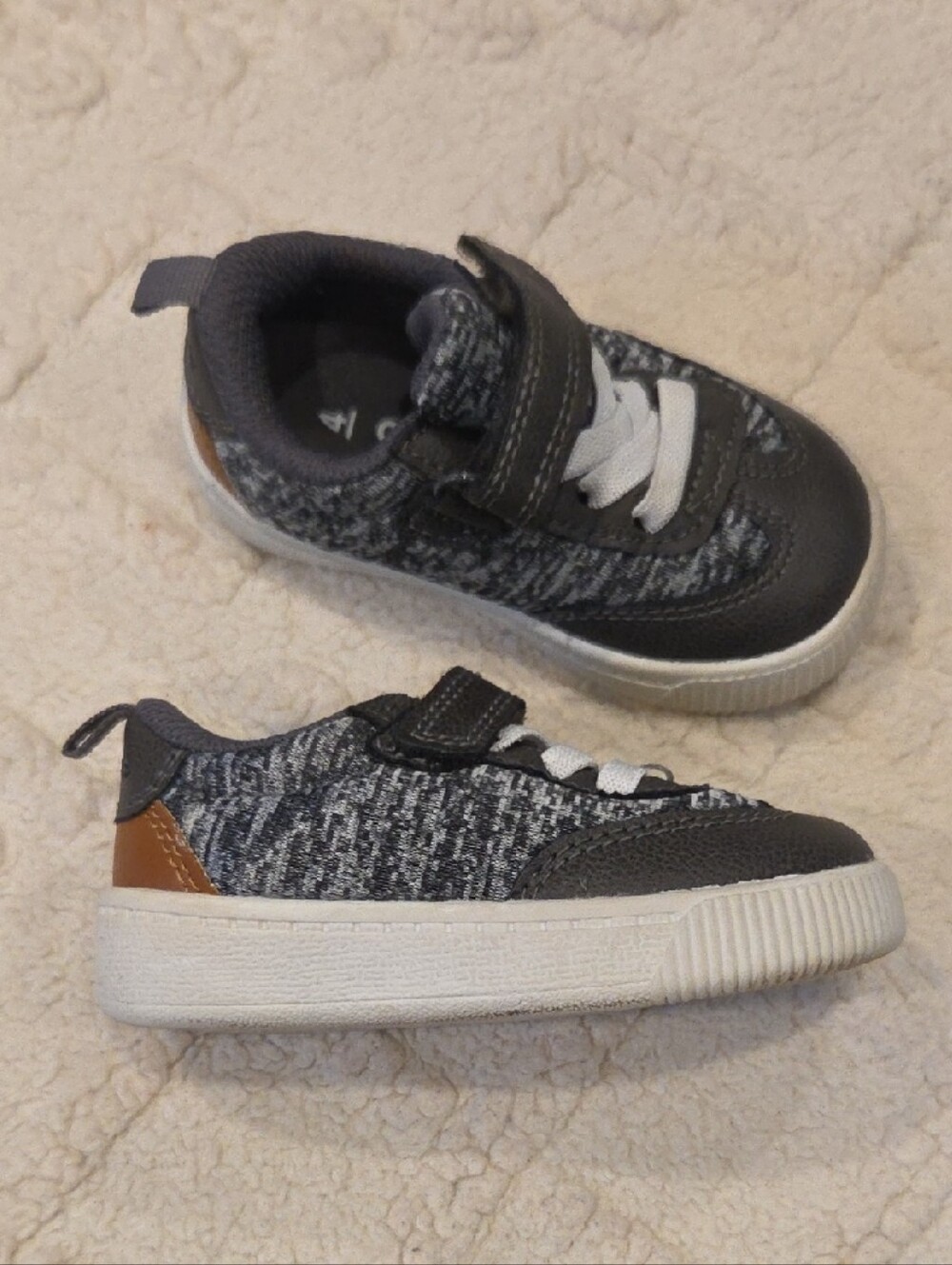 Carter's Gray Knit Sneakers with Brown Heel Accent